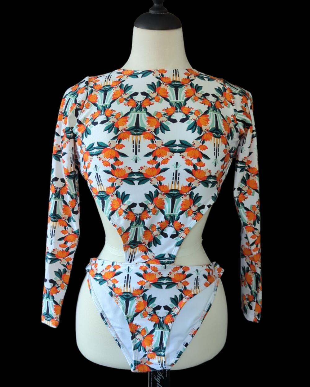 New Stylish Swimwear Long Sleeve Open Back One Piece Swim Suit Size M